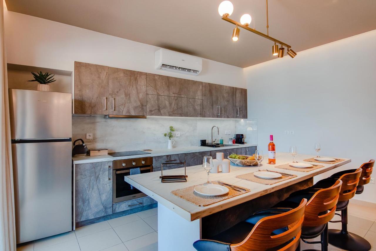 Agapi'S Luxury Apartment Пилос Экстерьер фото
