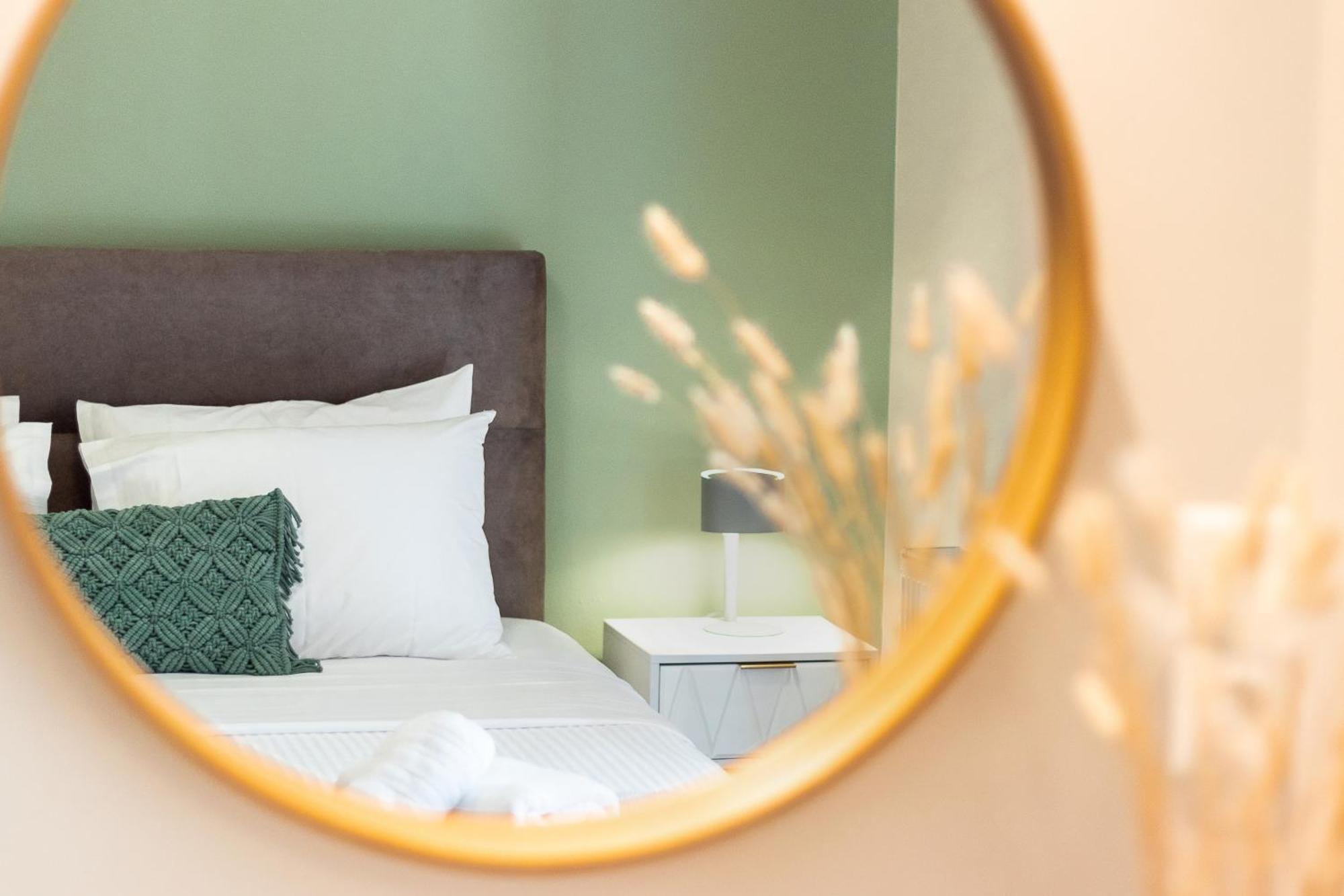 Agapi'S Luxury Apartment Пилос Экстерьер фото