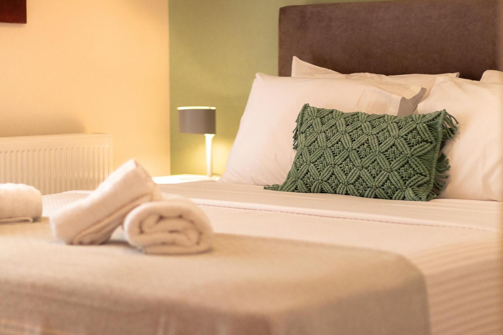 Agapi'S Luxury Apartment Пилос Экстерьер фото